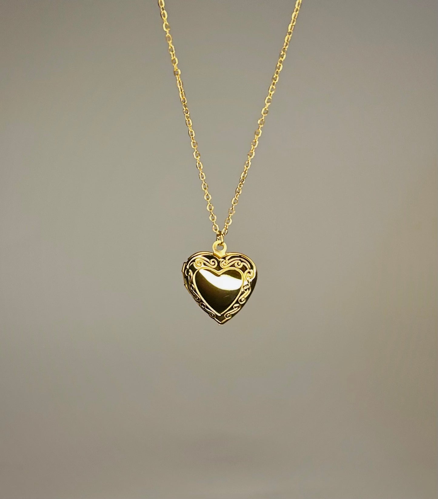 The Valentina Locket Necklace